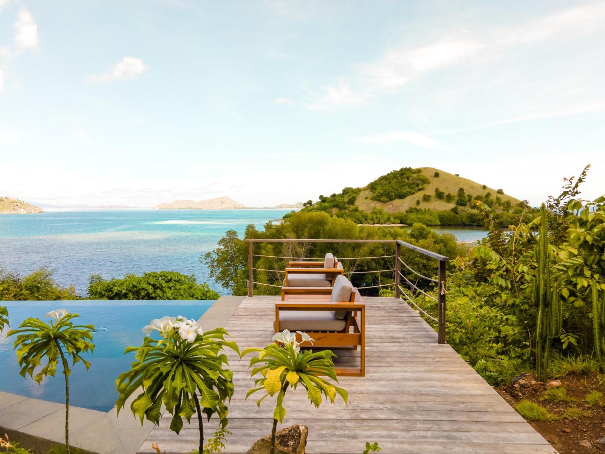 Hotel Menjaga Bay Labuan Bajo Exterior foto