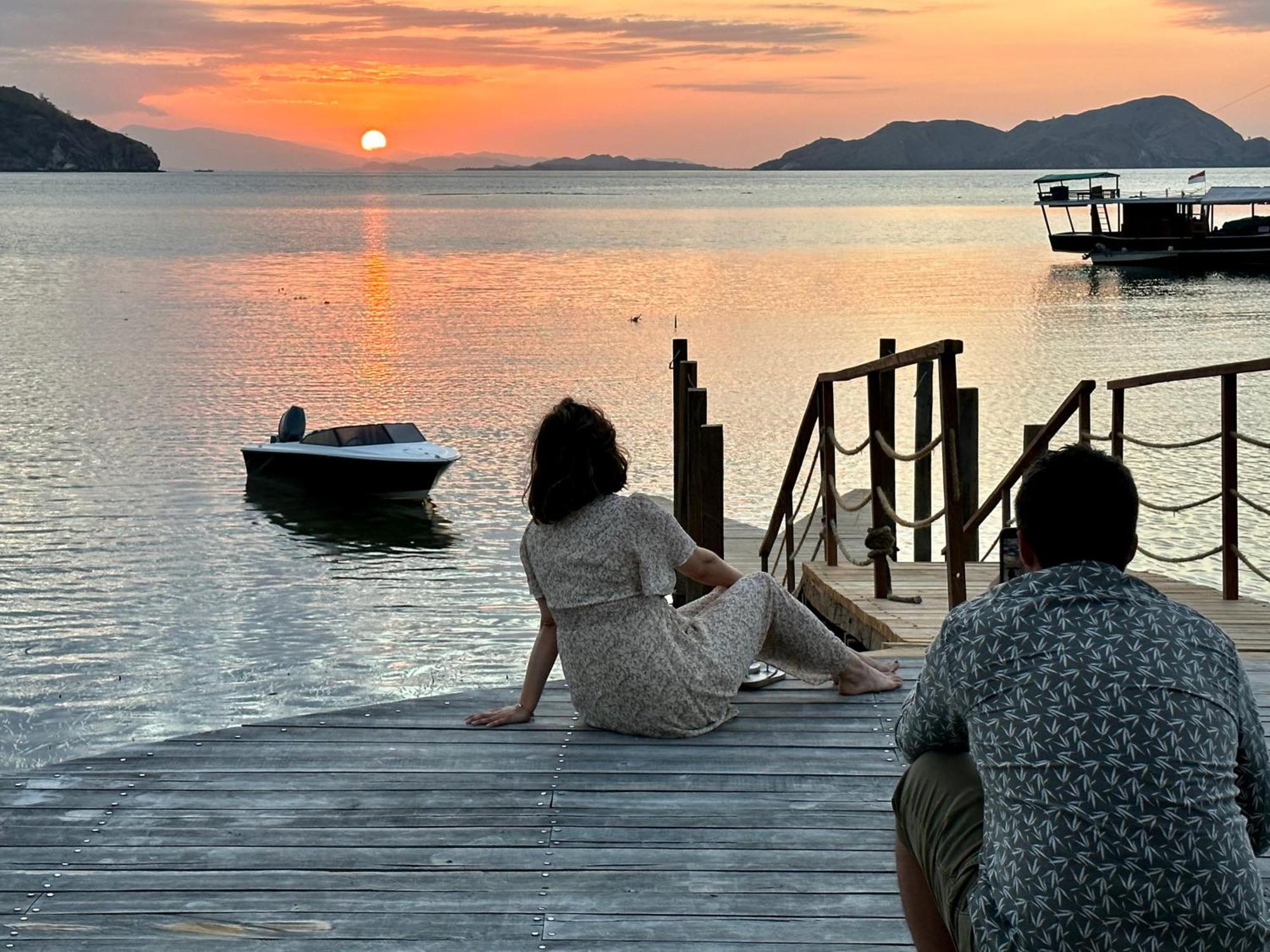 Hotel Menjaga Bay Labuan Bajo Exterior foto